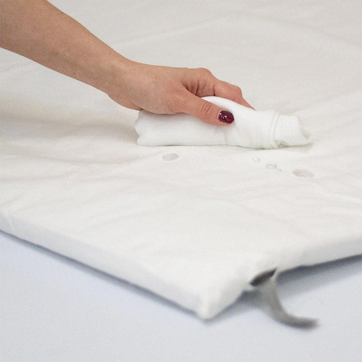 Tutti Bambini CoZee Go Waterproof Fitted Sheet - White-Sheets-White-One Size | Natural Baby Shower