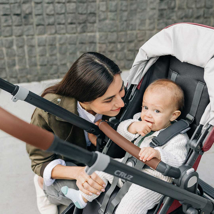 UPPAbaby VISTA + Pebble 360/360 Pro Travel System - Lucy-Travel Systems-Pebble i-Size Car Seat-No Base | Natural Baby Shower