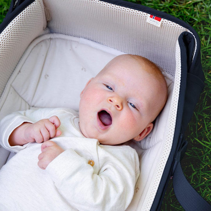 Voksi Carry Me Travel Carrycot - Black-Carrycots-Black- | Natural Baby Shower