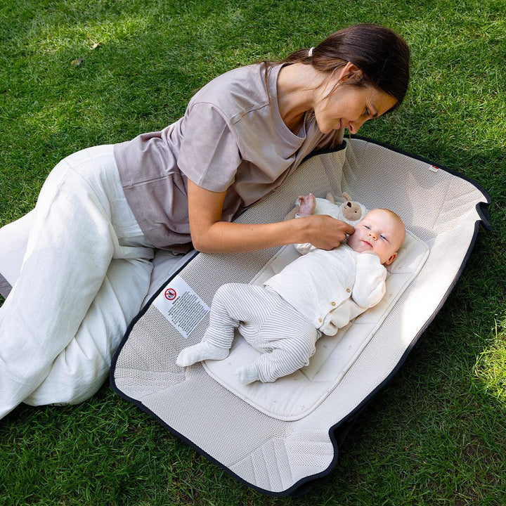 Voksi Carry Me Travel Carrycot - Seashell Sand-Carrycots-Seashell Sand- | Natural Baby Shower