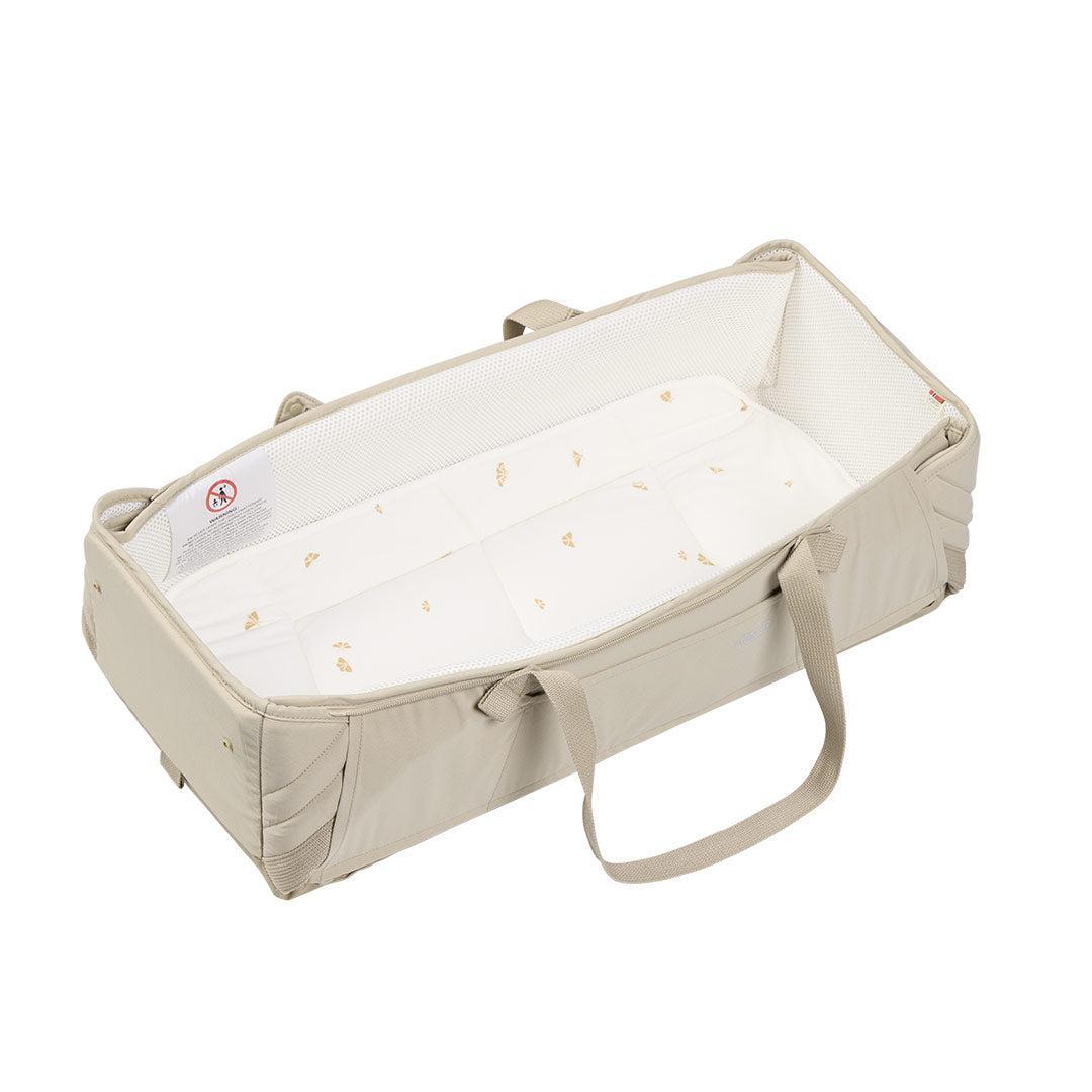 Voksi Carry Me Travel Carrycot - Seashell Sand-Carrycots-Seashell Sand- | Natural Baby Shower