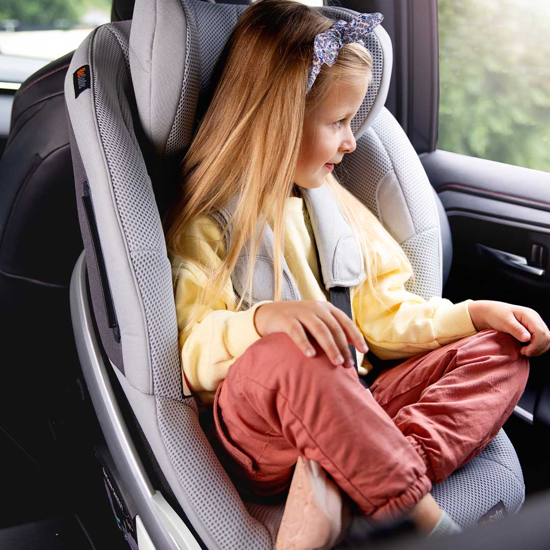 BeSafe Stretch B Car Seat - Anthracite Mesh-Car Seats- | Natural Baby Shower