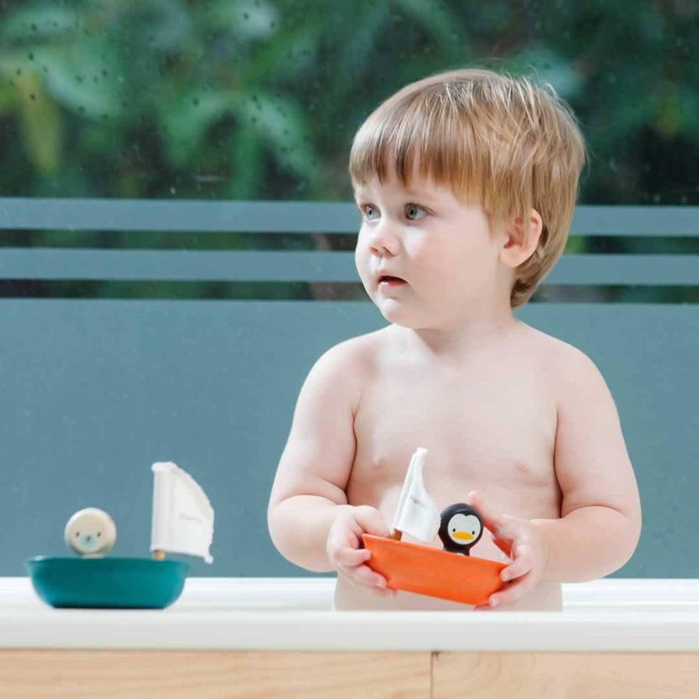 Plan Toys Sailing Boat Penguin-Bath Toys- | Natural Baby Shower
