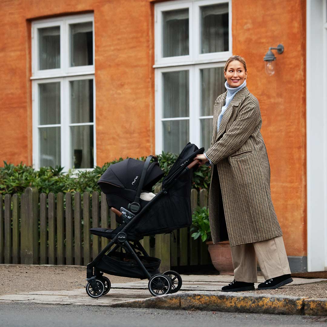 Nuna PIPA URBN i-Size Infant Carrier - Caviar-Car Seats- | Natural Baby Shower